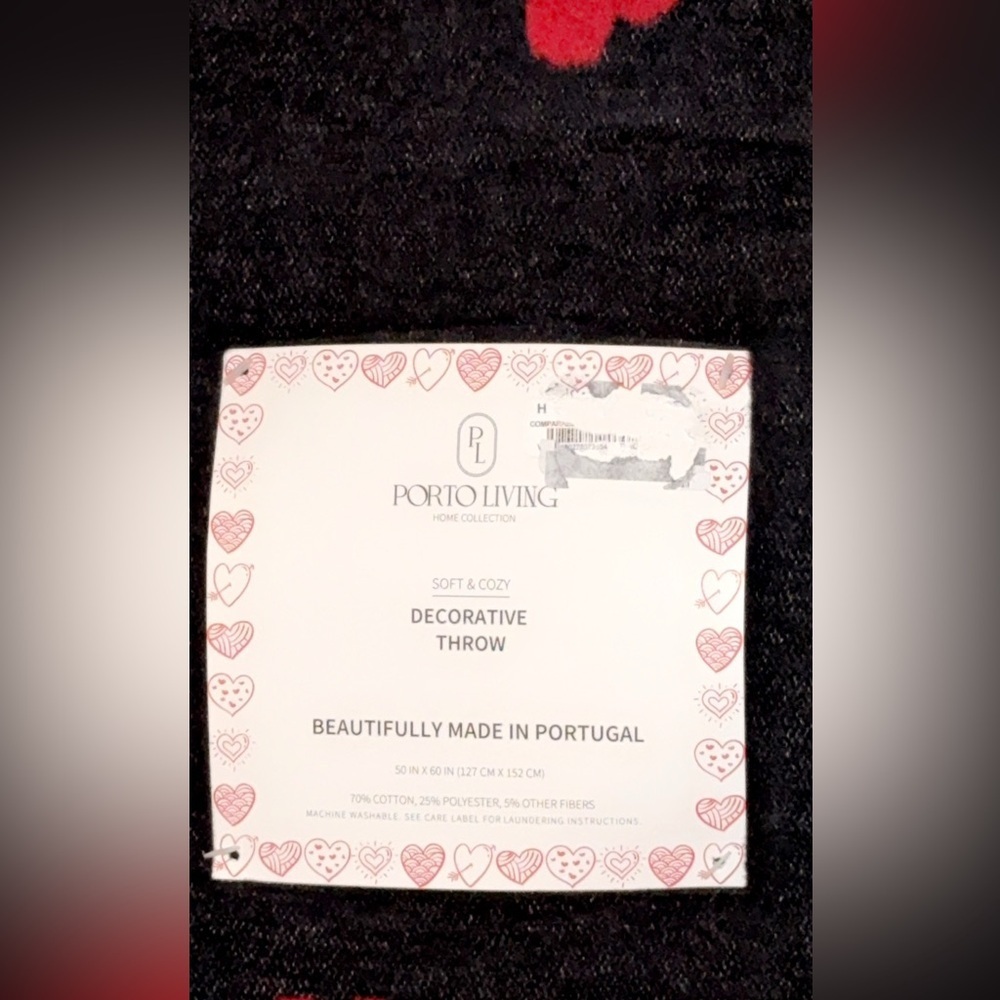 NWT Portco Living Home Collection Black & Red Hearts Soft Throw/Blanket 50x60 - Picture 2 of 4
